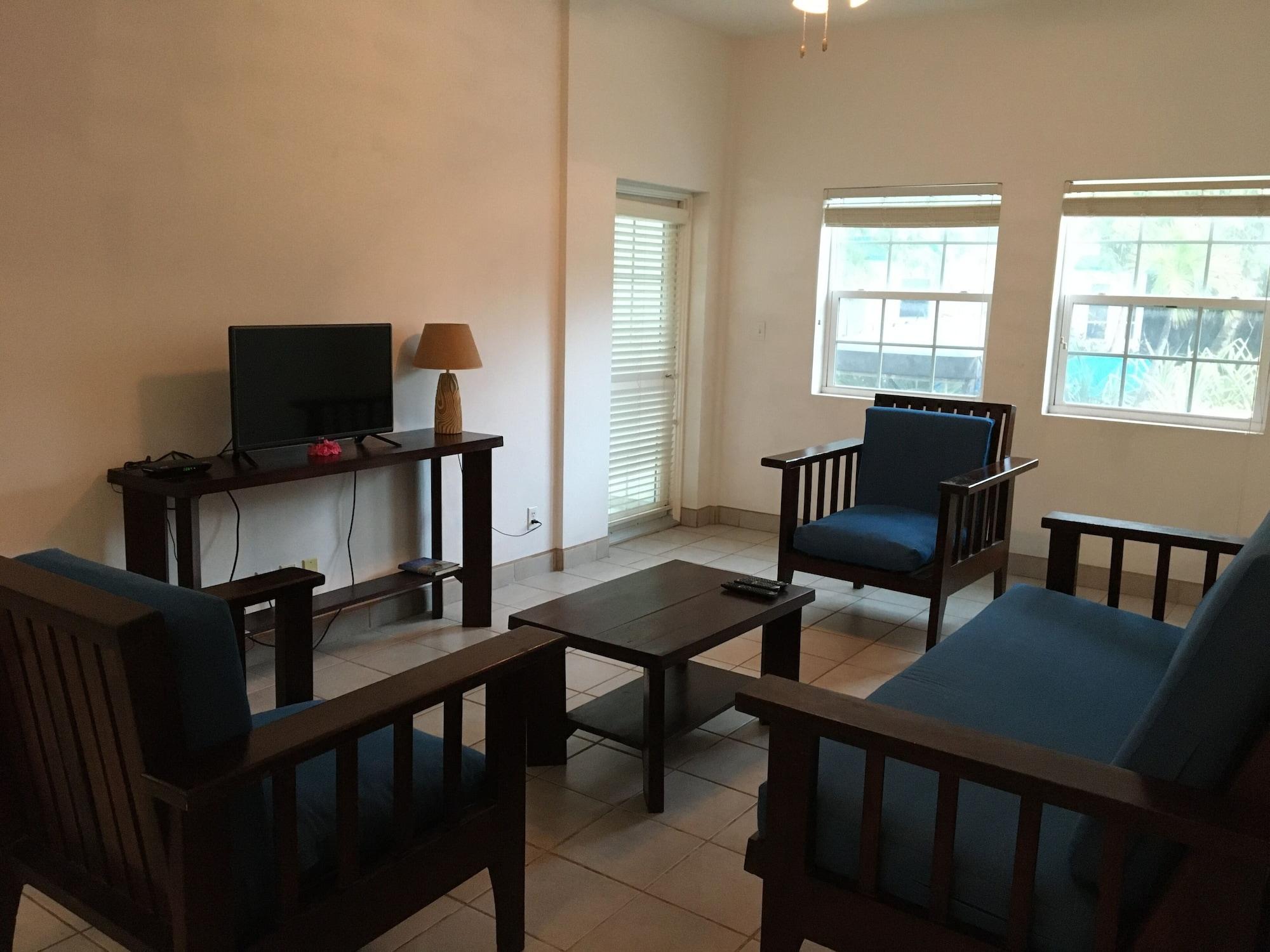 Best Western Grand Baymen Gardens San Pedro  Luaran gambar