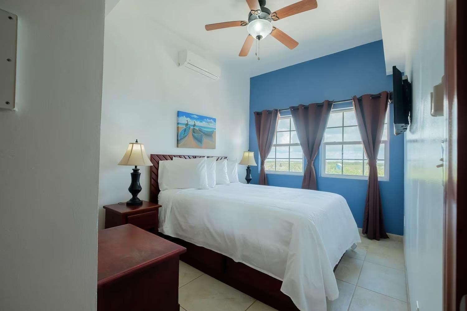 Best Western Grand Baymen Gardens San Pedro  Luaran gambar