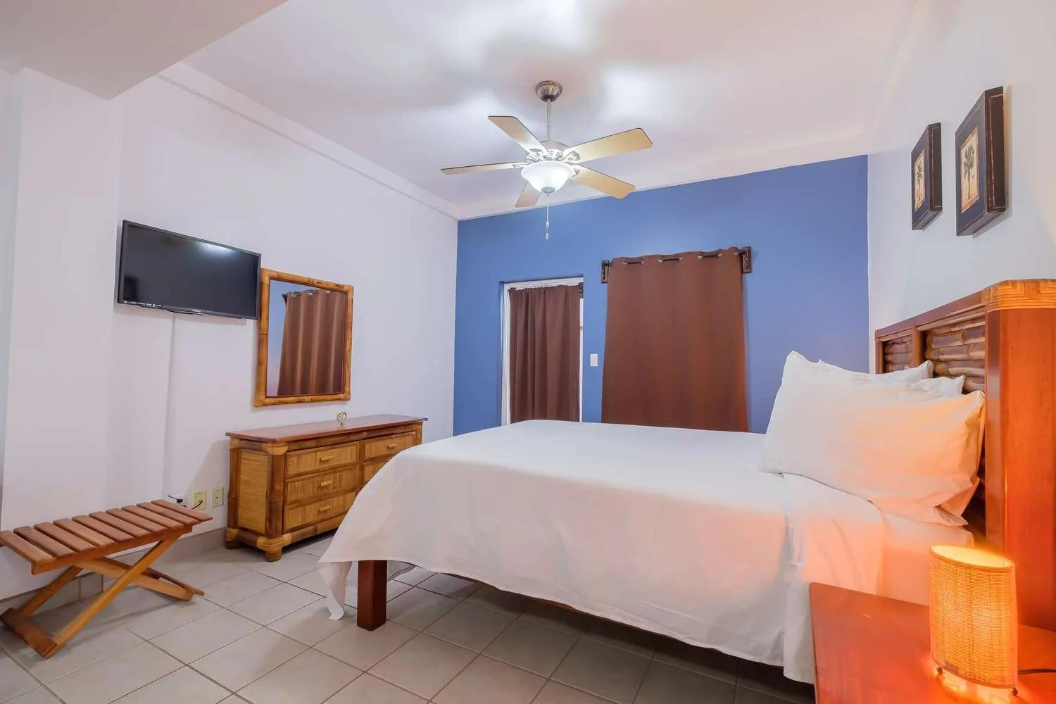 Best Western Grand Baymen Gardens San Pedro  Luaran gambar
