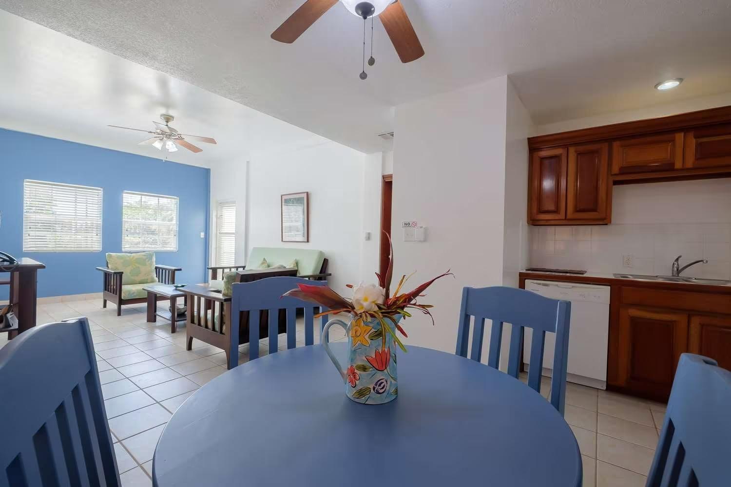 Best Western Grand Baymen Gardens San Pedro  Luaran gambar